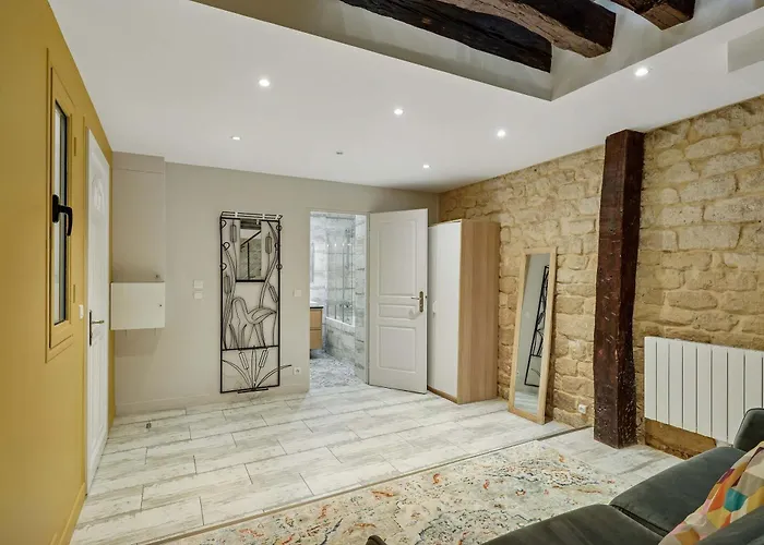 شقة Authentic - 1br 6p - Centre De *
